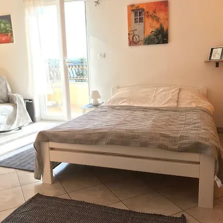 Διαμέρισμα Comfy Studio Arena View Πούλα